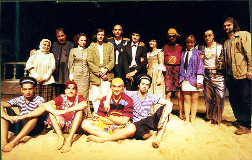 A group photo of the cast -LOVE IN KRIM